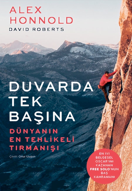 Duvarda Tek Başına