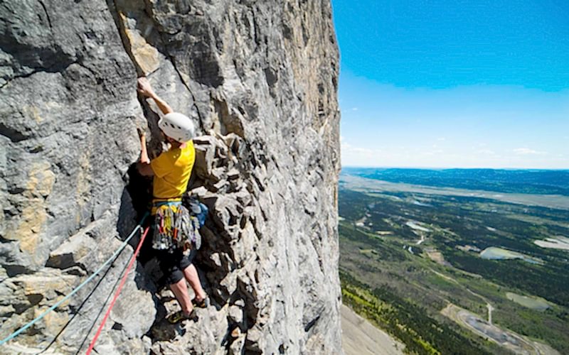 ÇOK İP BOYLU KAYA TIRMANIŞ EĞİTİMİ